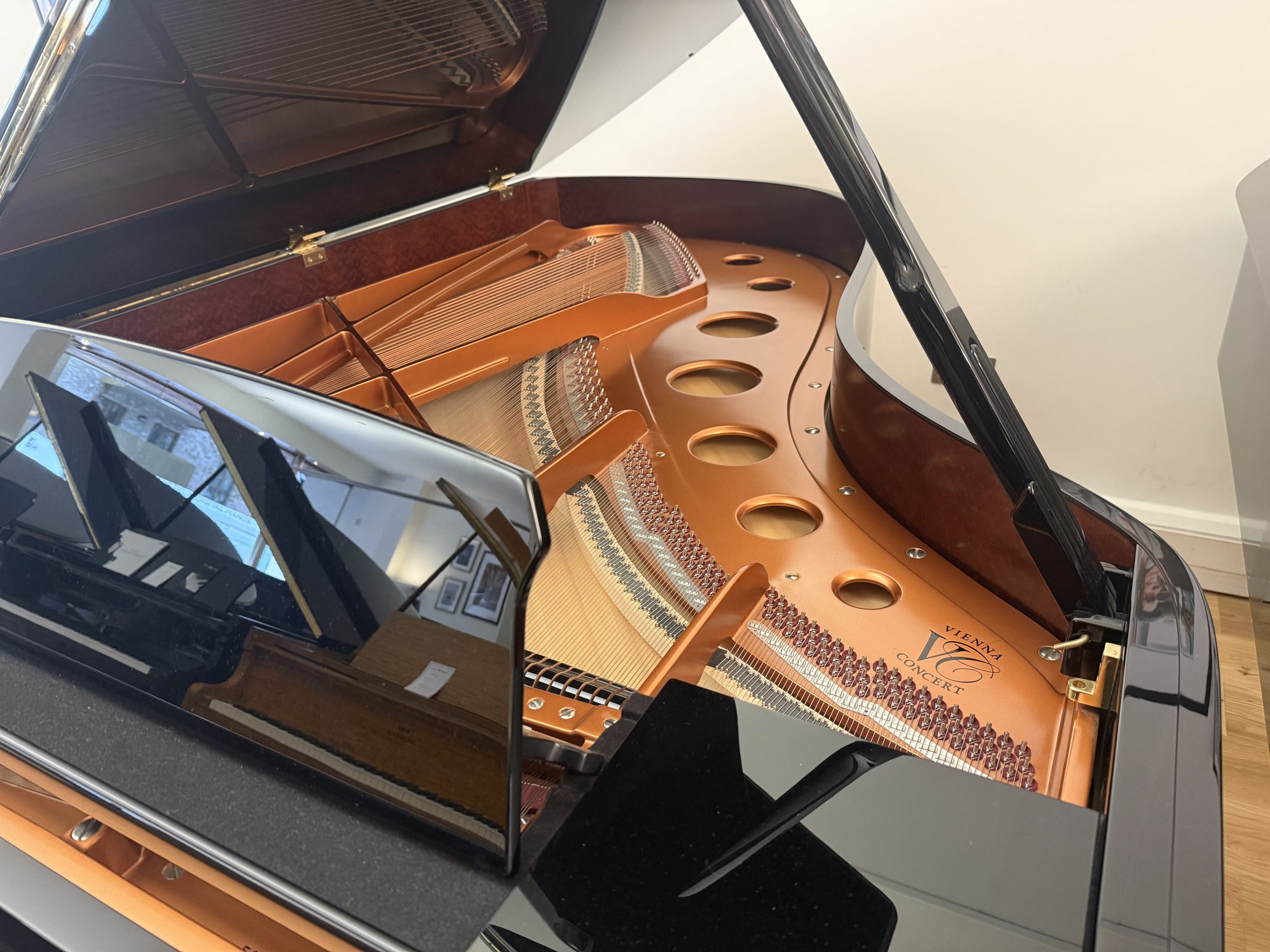 Bosendorfer 214VC view