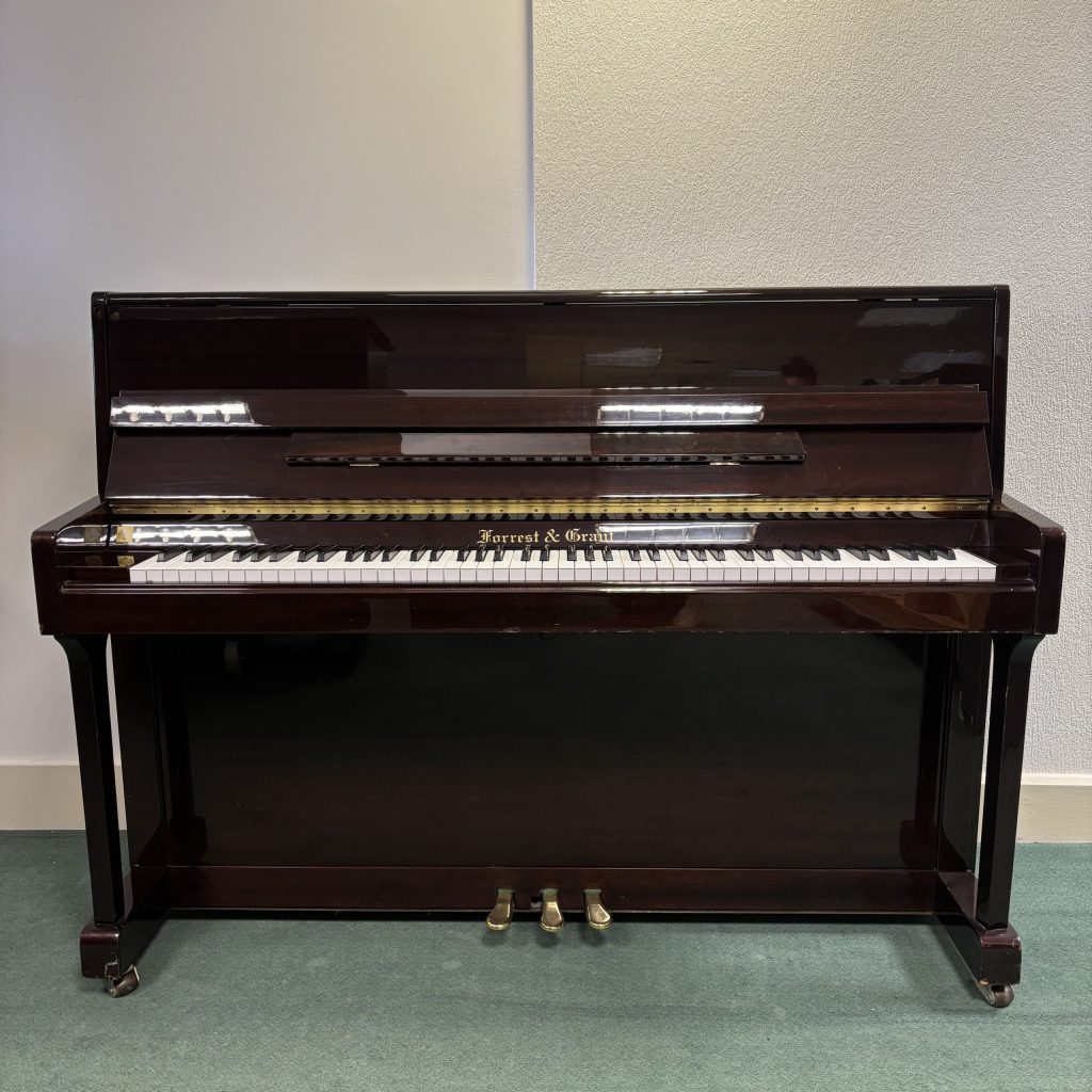 Forrest & Grant 110 - Main View