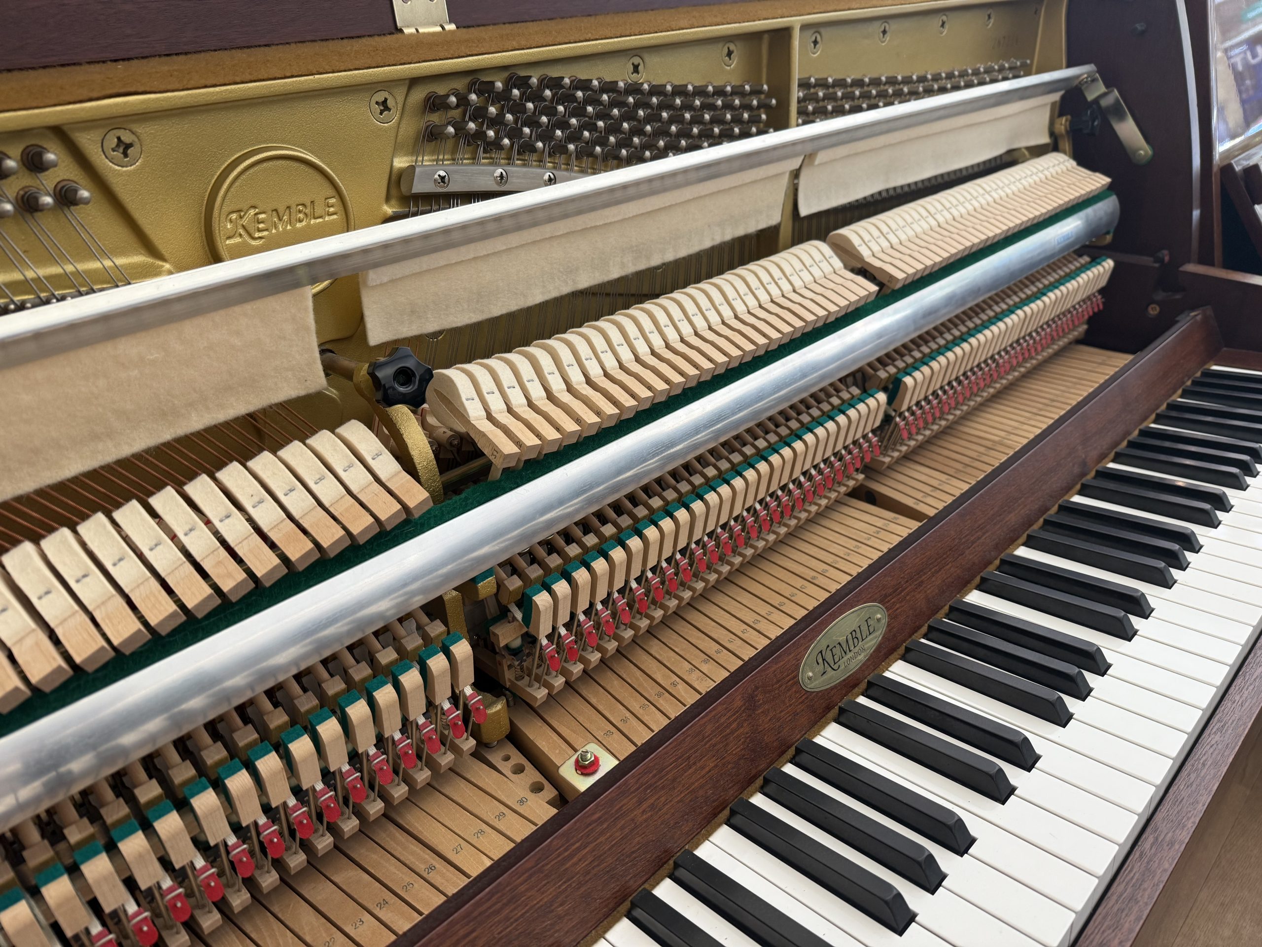 Kemble Cambridge 10 view