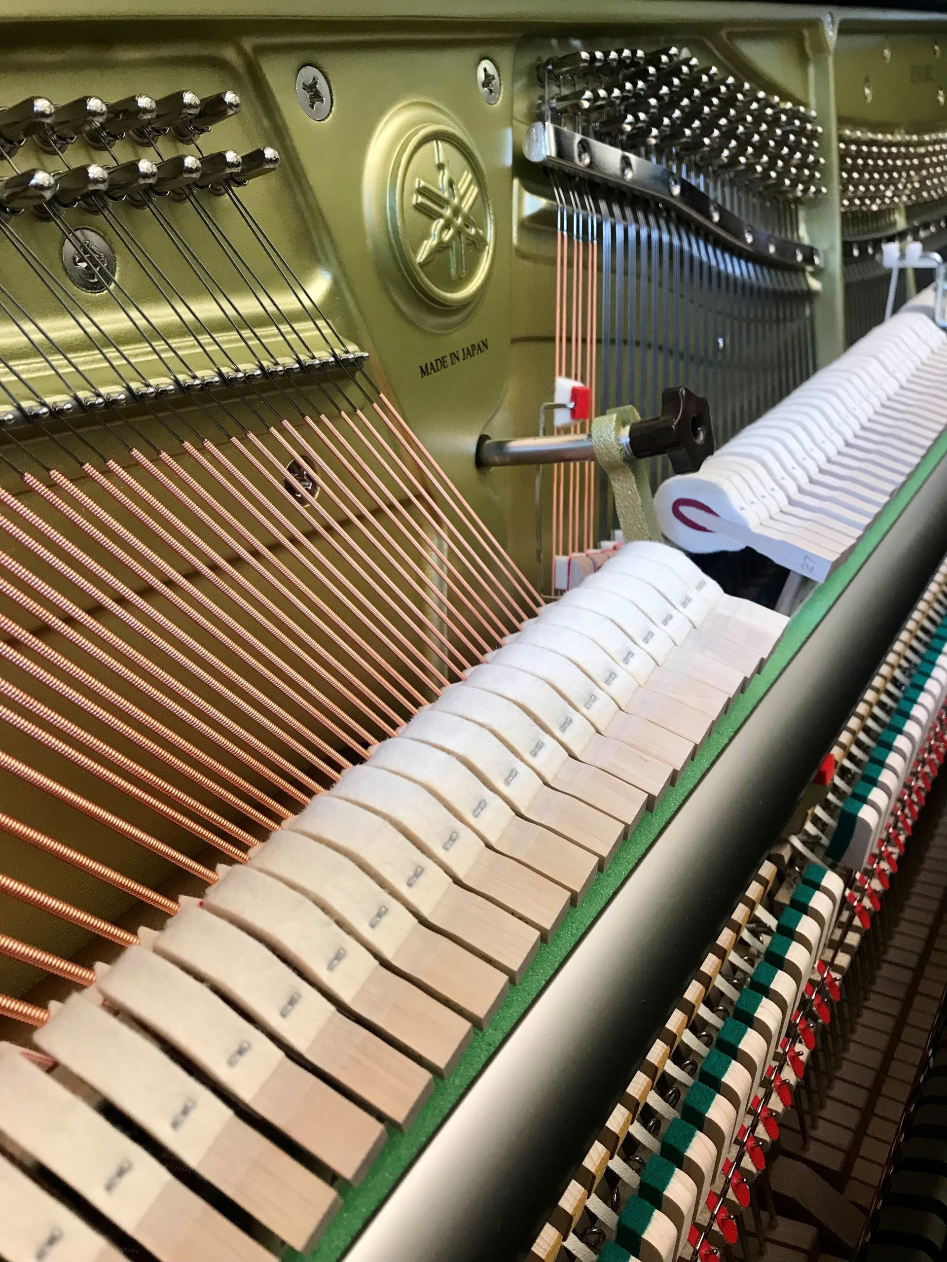 Yamaha U3 Silent SH2 view