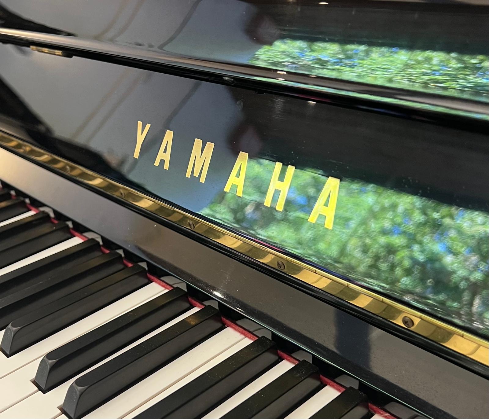 Yamaha U10B1 view