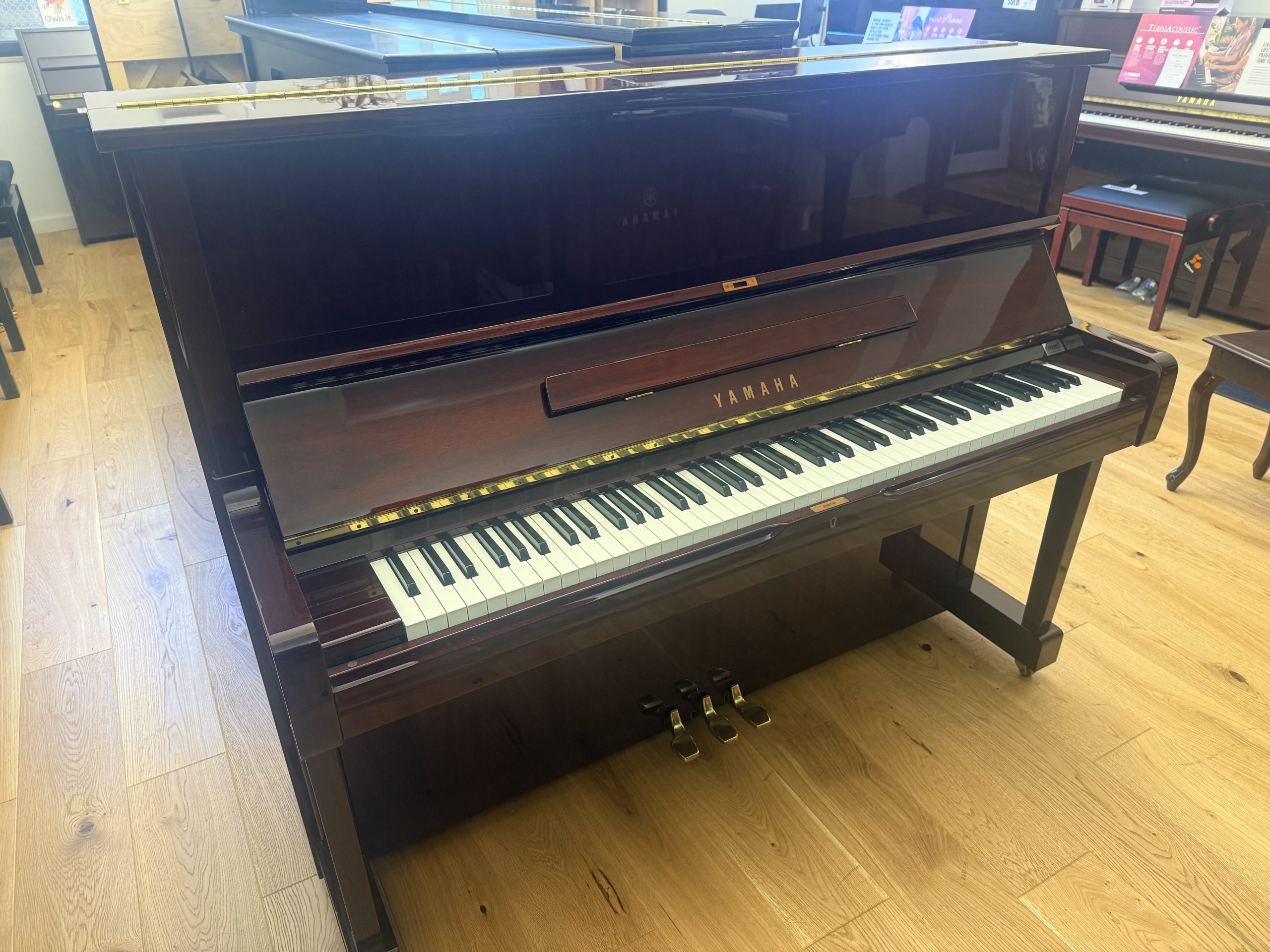 Yamaha U1A