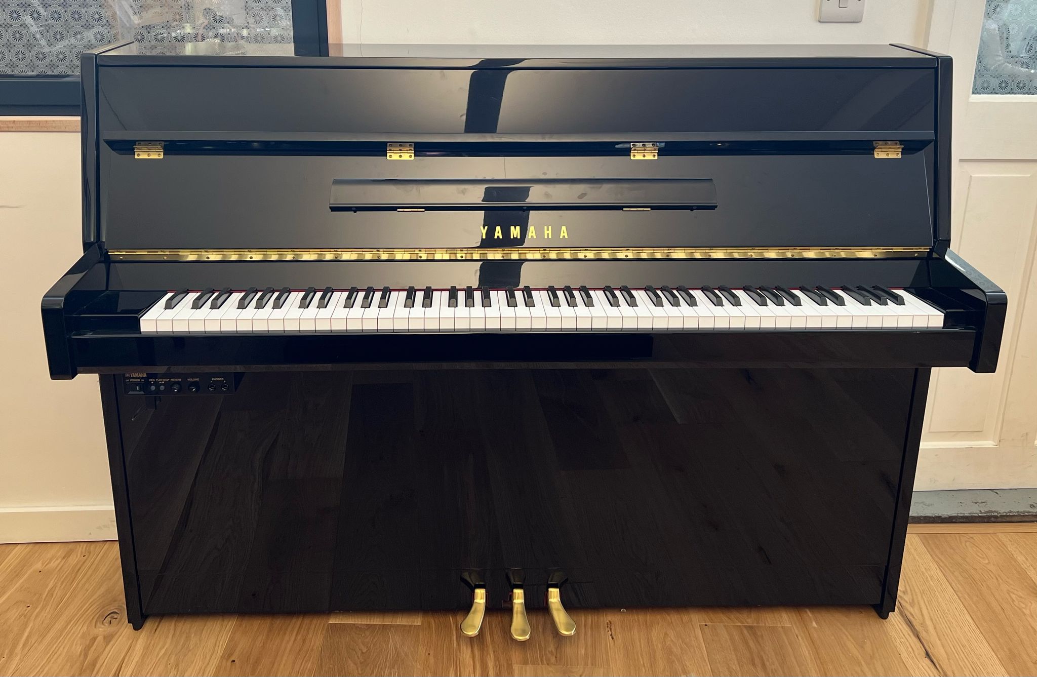 Yamaha B1 Silent SG2