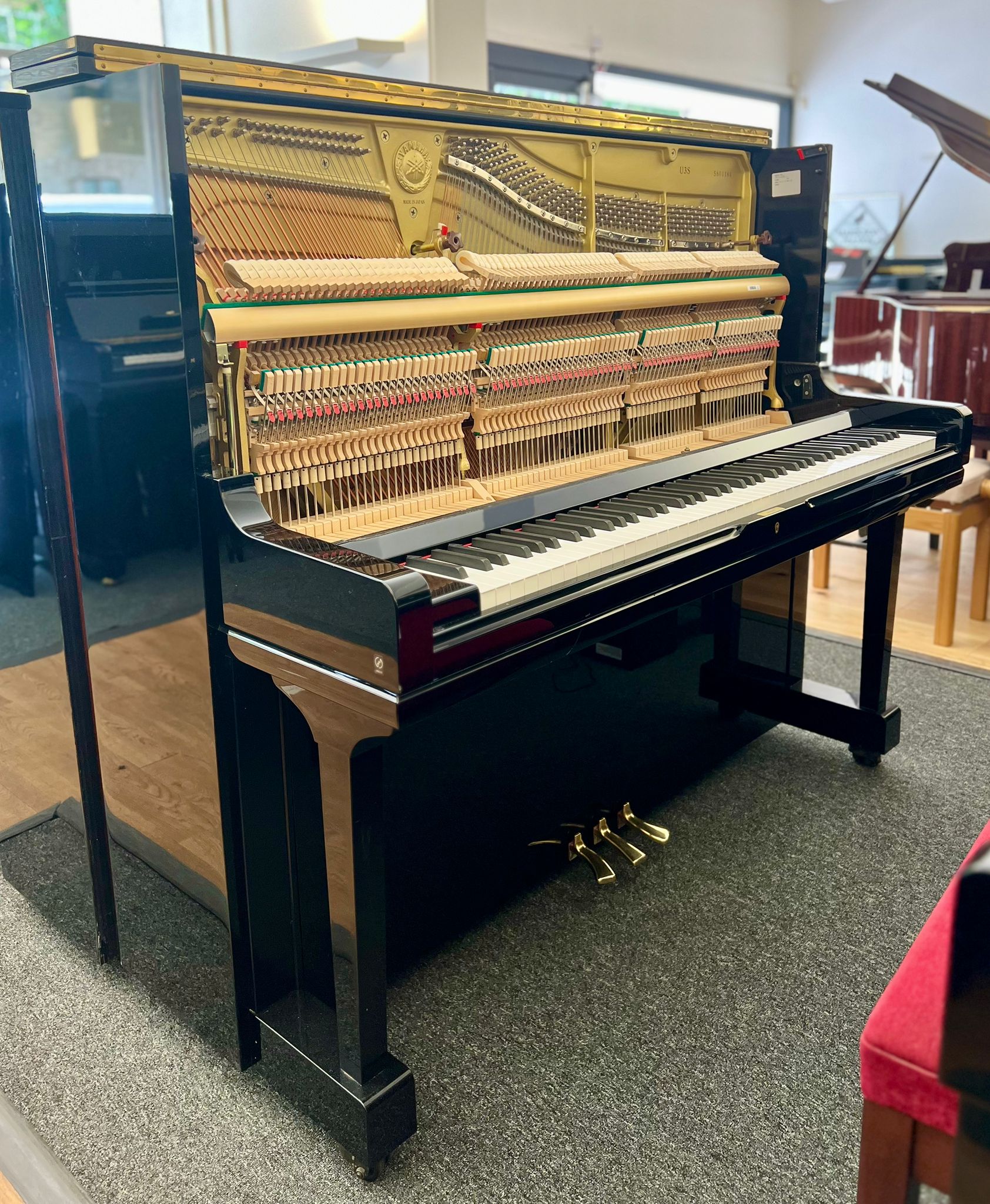 Yamaha U3S (Sostenuto) view