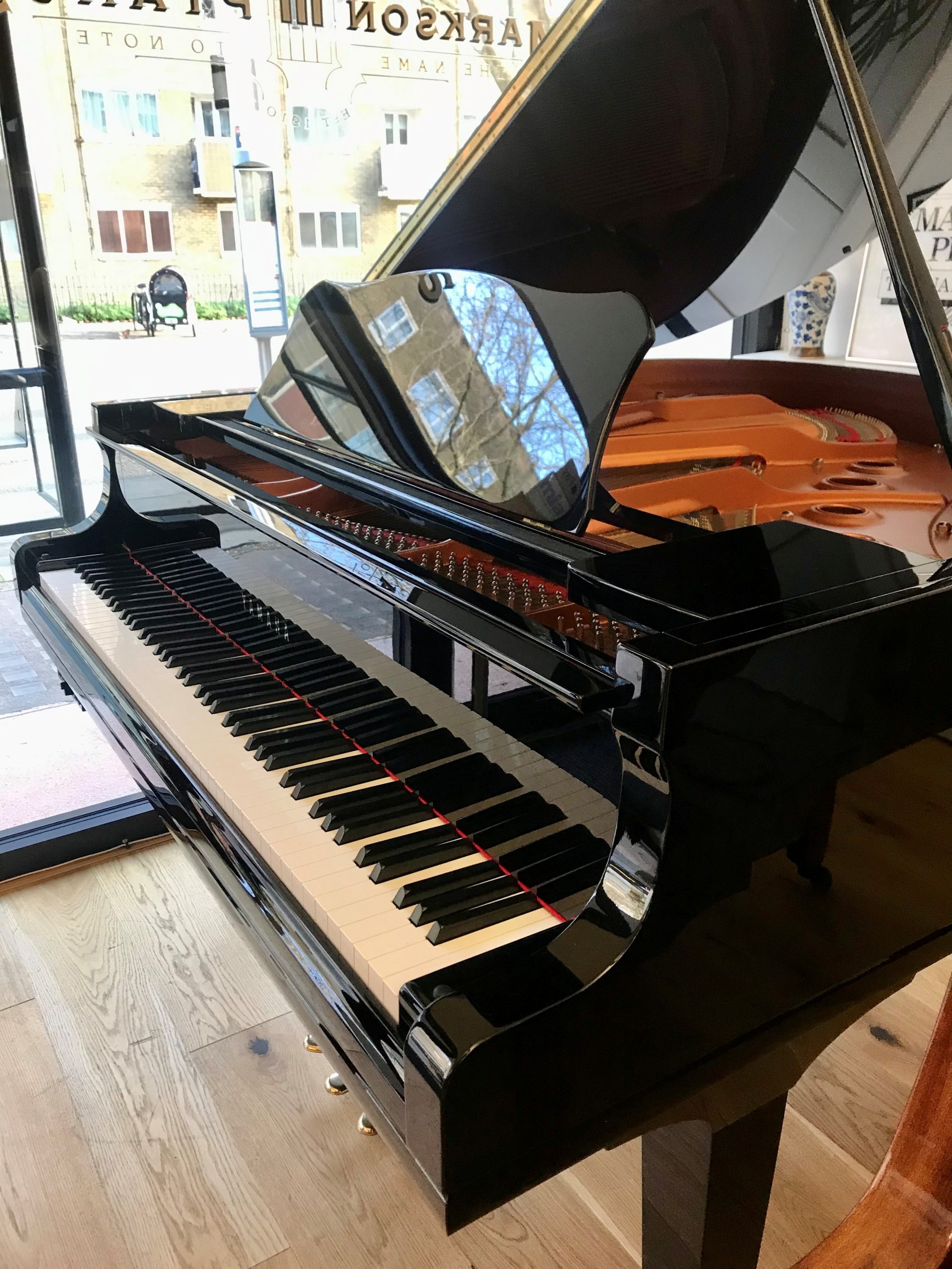 Yamaha GC1 Silent view