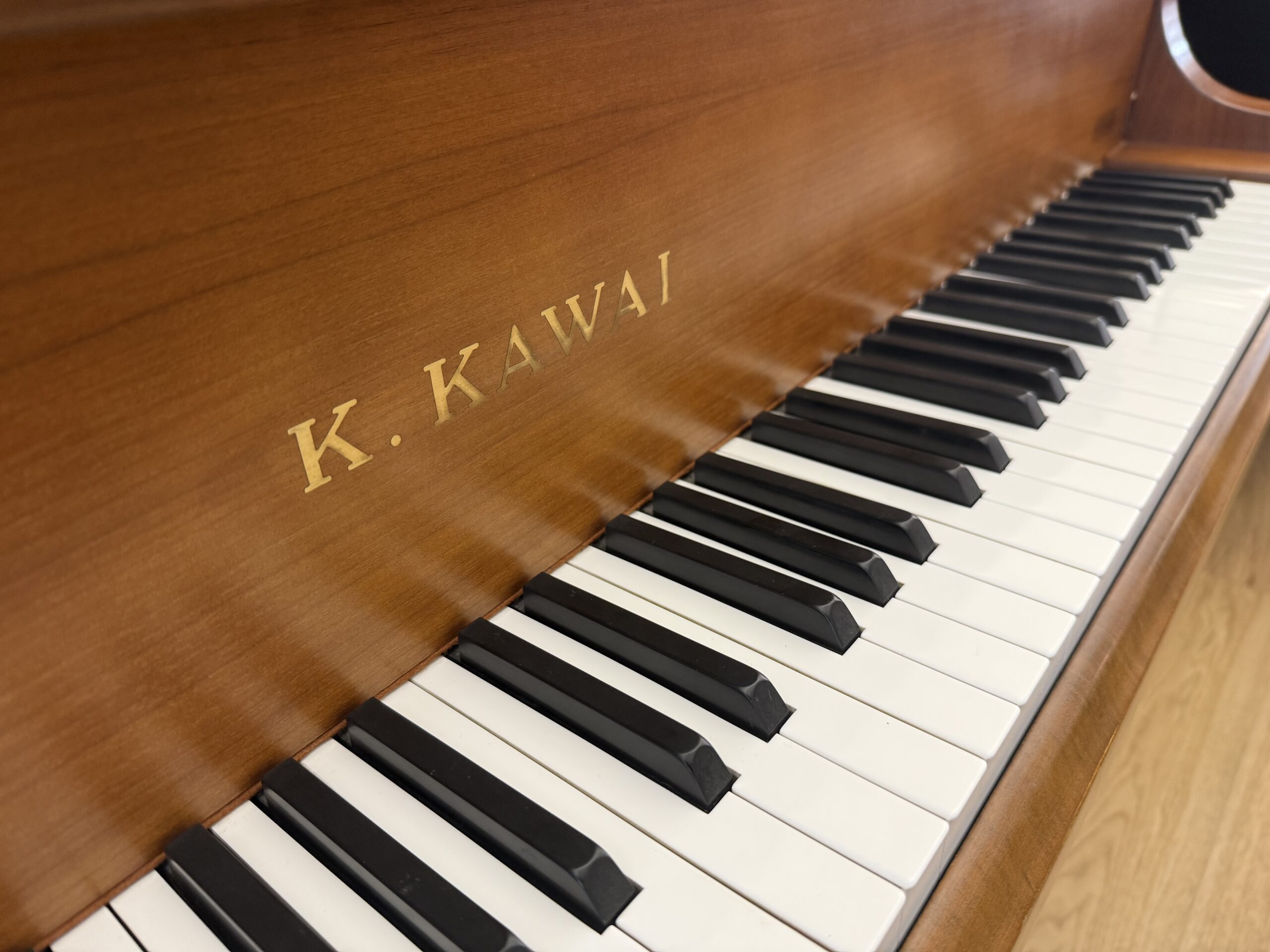 Kawai KG1 view