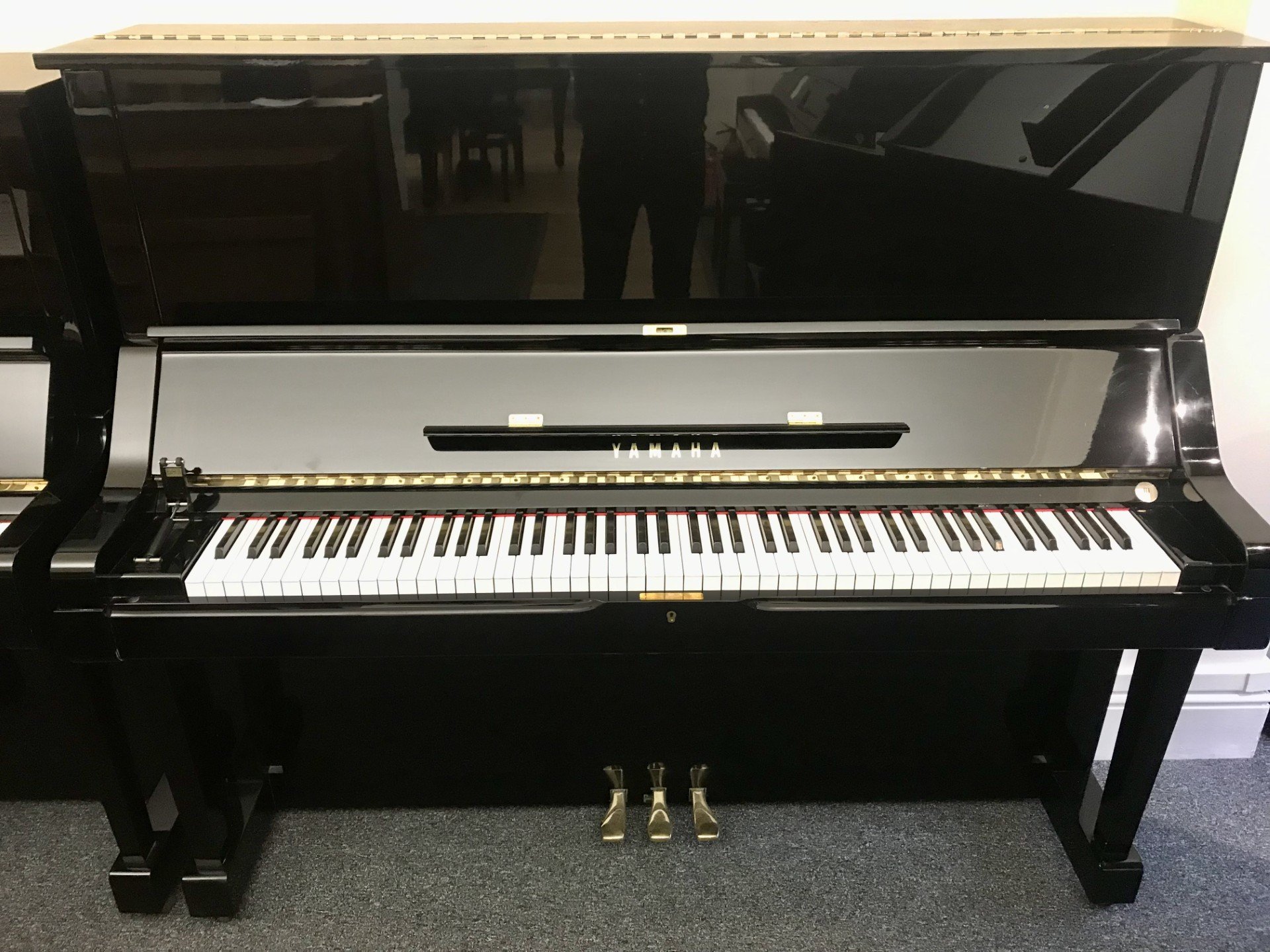 Yamaha U3X