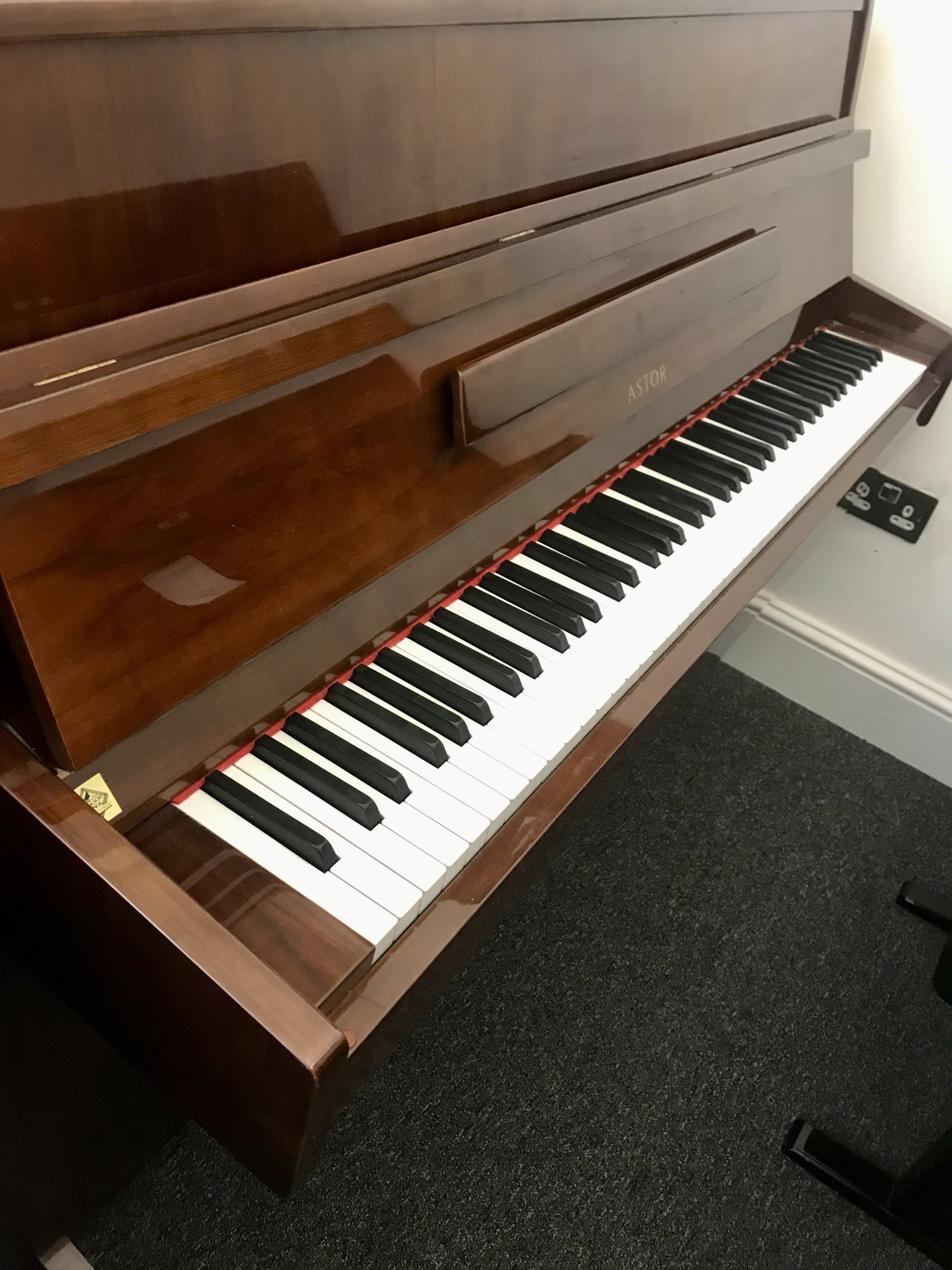 Astor PE9 view